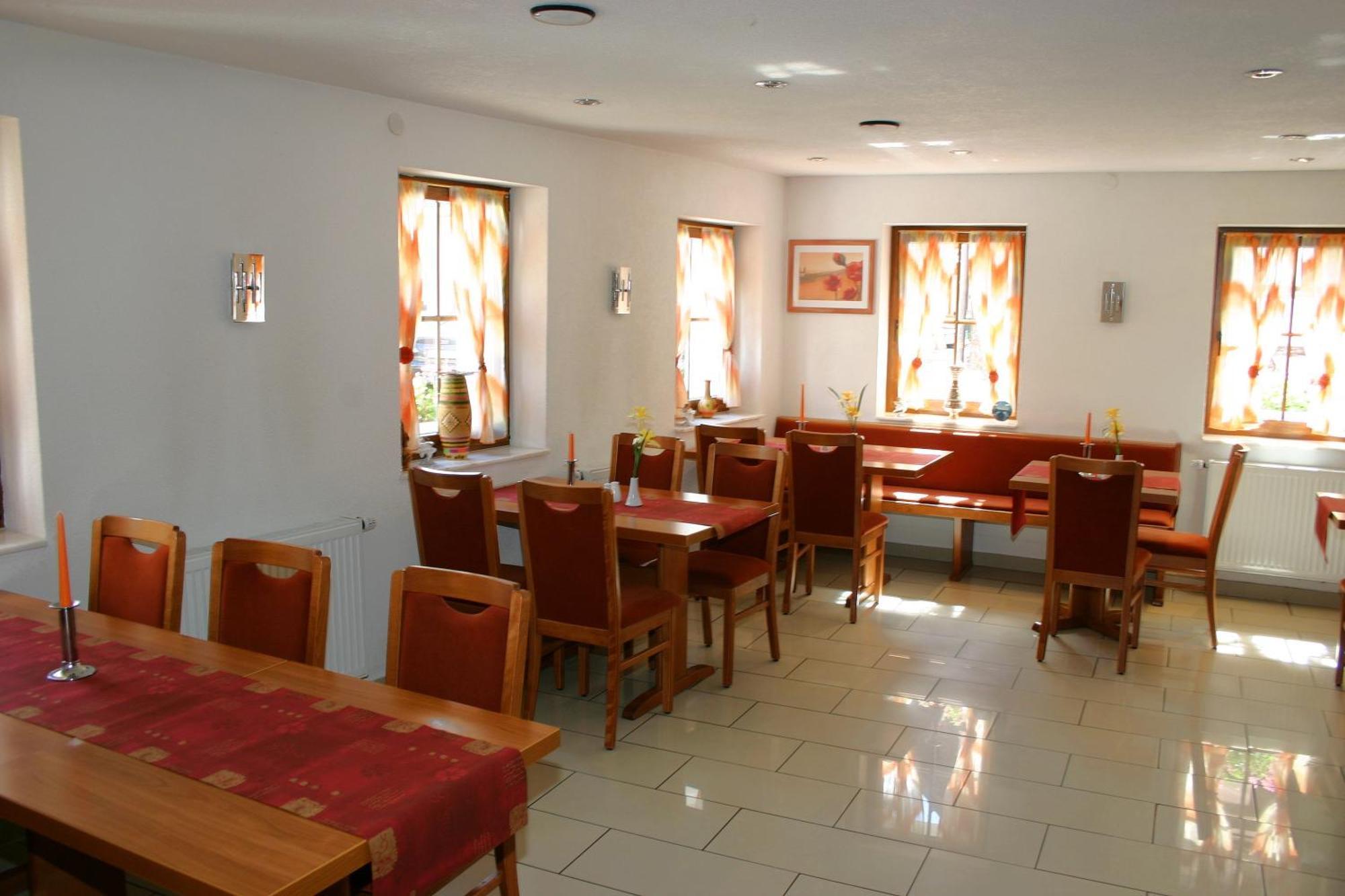 Gasthaus Traube Деттинген-на-Эрмсе Экстерьер фото